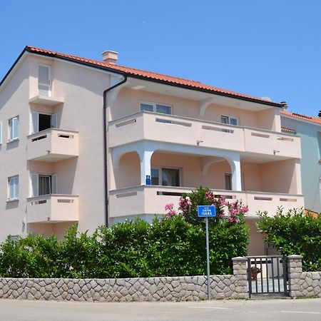 Apartment Stella Di Mare Крк Екстер'єр фото